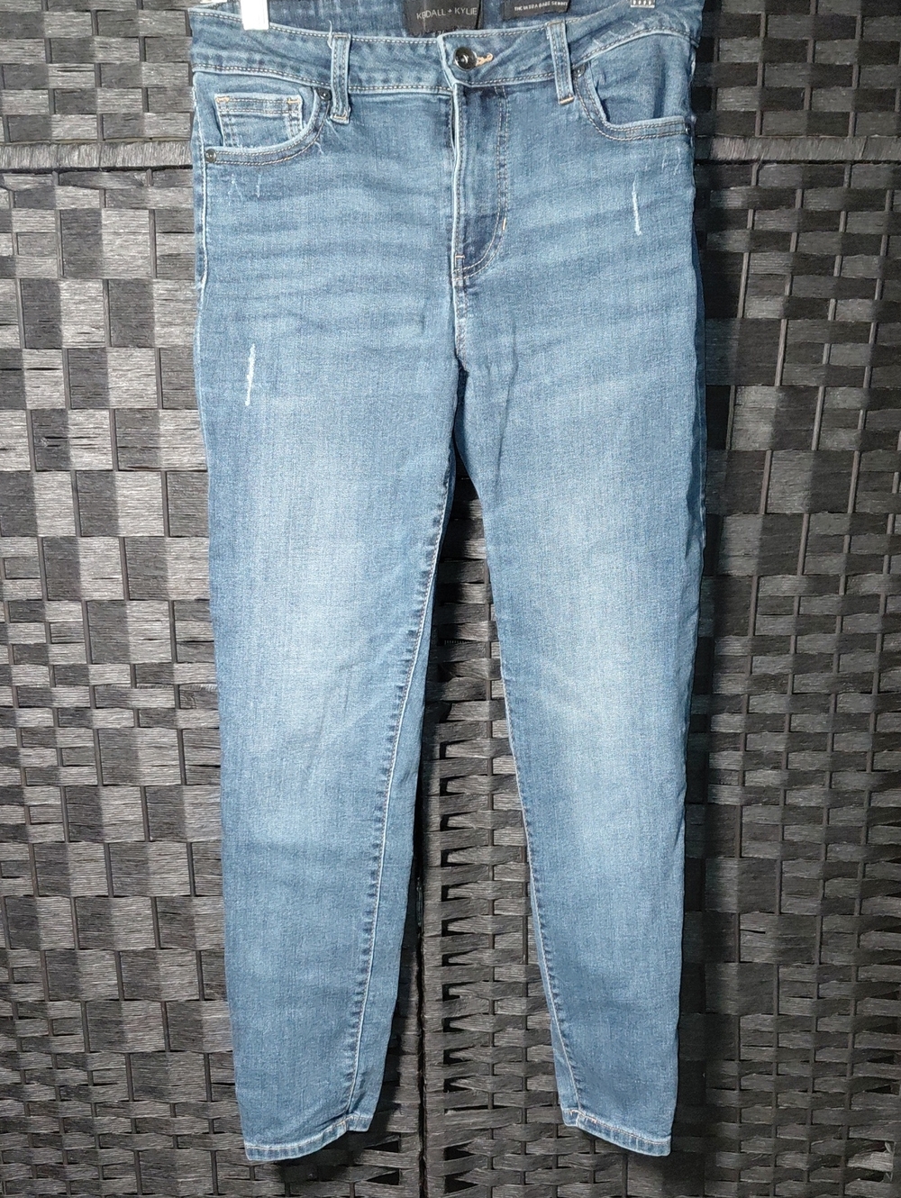 Kendall & Kylie Ultra Babe Skinny Jeans in Medium Blue